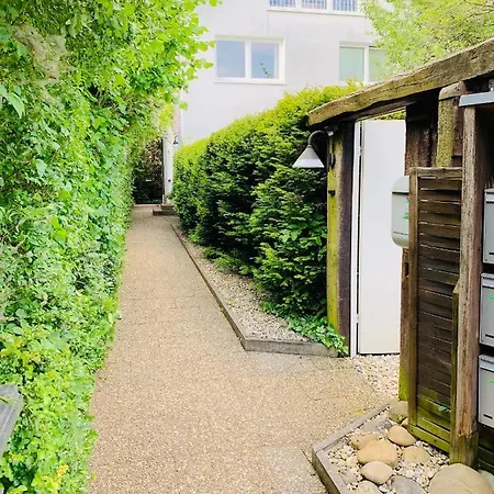 Gemuetliche Souterrain Wohnung Neben Der Universitaetsklinik In Homburg Homburg  Zewnętrze zdjęcie